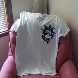 Medium sized 100%cotton customized shirt